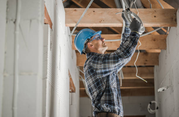 Best Circuit Breaker Repair  in Centereach, NY